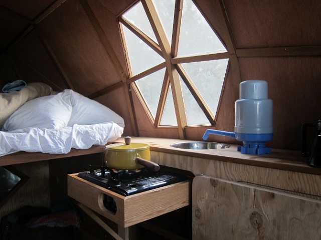 Toyota-Pick-Up-Camper-8