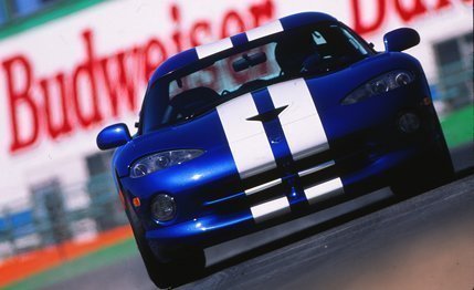 Dodge Viper GTS vs. Yamaha YZF1000R