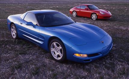 1999 Porsche 911 Carrera vs. 1999 Chevrolet Corvette