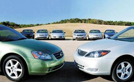 Buick Regal vs. Ford Taurus, Chevy Impala, Dodge Intrepid, Hyundai XG350, Nissan Altima, Toyota Camry, Honda Accord