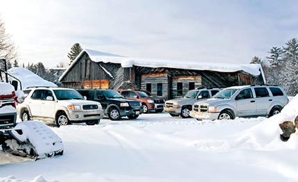 2004 Chevy Tahoe vs. Dodge Durango, Ford Expedition, Nissan Pathfinder Armada, Toyota Sequoia