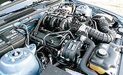 Ford Mustang V-6