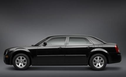 2007 Chrysler 300C LWB