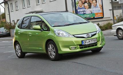 2011 Honda Fit Hybrid Euro-Spec