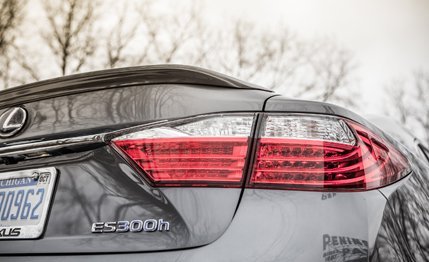 2013 Lexus ES300h Hybrid