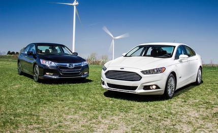 2013 Ford Fusion Energi Titanium vs. 2014 Honda Accord Plug-In Hybrid