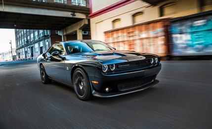 2015 Dodge Challenger R/T Scat Pack and SRT 392