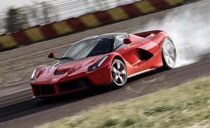 Ferrari LaFerrari Tested: Yes, It's Hellaciously Quick