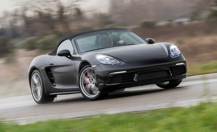 2017 Porsche 718 Boxster / Boxster S