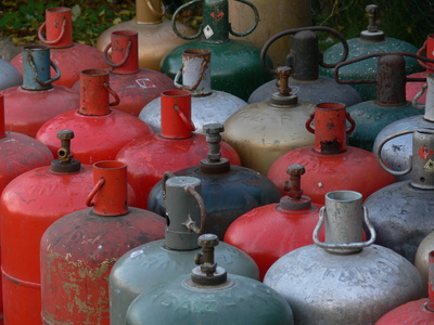 Advantages and Disadvantages of Propane-Fueled Cars