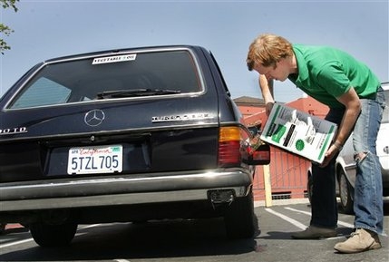 How to Make a Diesel Run on Vegetable Oil