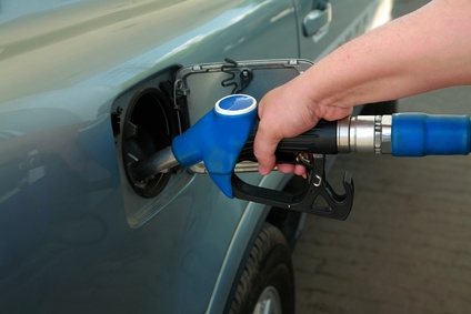 How to Use Unleaded Fuel in a Lexus RX300