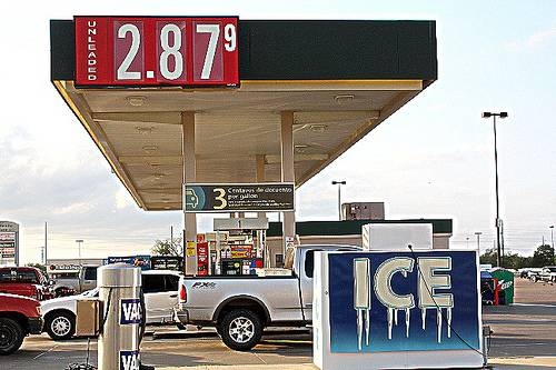 How Do Spill-Proof Gas Cans Work?