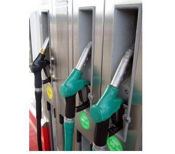 How to Save Gas in an Infiniti G35