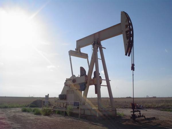 How Is Fuel for Cars Made?