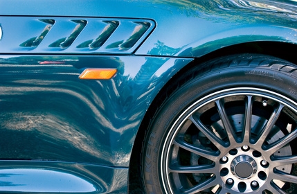 How to Remove a Scratch With Wax