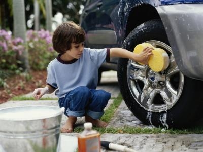 How to Remove Scratches From Hubcaps