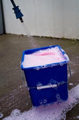 How to Clean a Truck Canopy Window