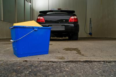 How to Restore Auto Exterior Vinyl