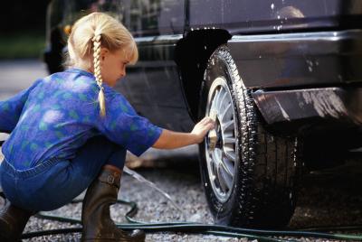 How to Recondition Aluminum Wheels
