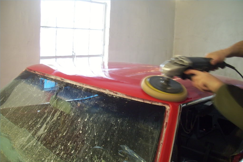 How to Use a Buffer on a Car