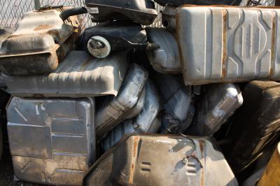 How to Dissolve Old Gasoline Varnish