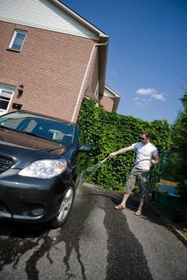 How to Wash One of Those Sticky Dash Pad Holders
