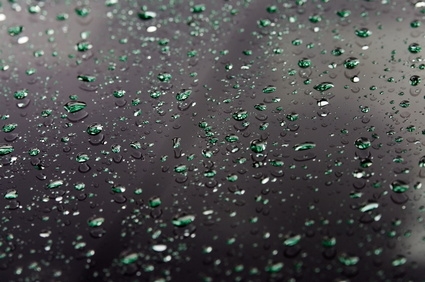 How to Get Rain Spots off a Windshield
