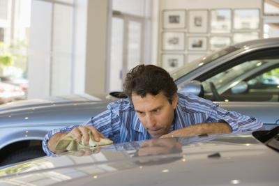 How to Clean Mold & Tree Sap From Car