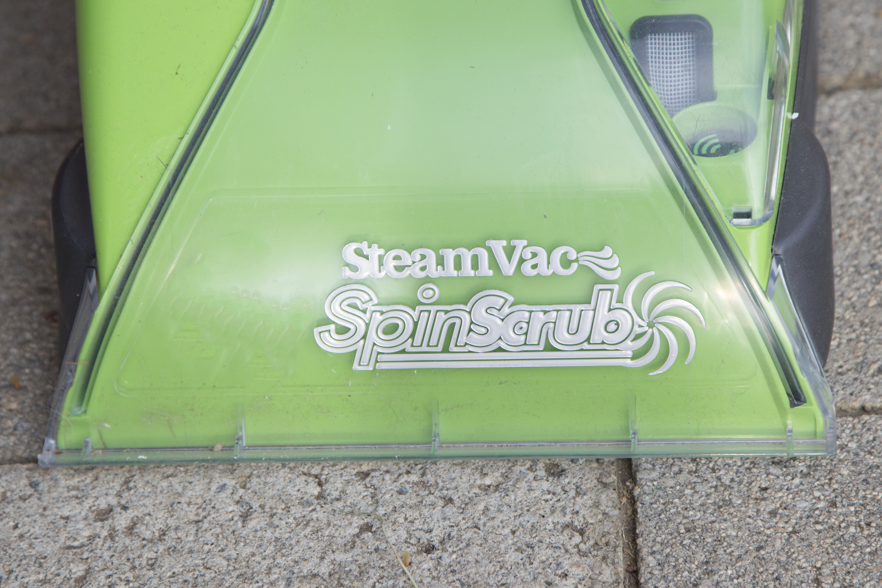 How to Steam Clean Car Seats (with Pictures)