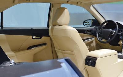 Leather Vs. Cloth Seats (with Pictures)