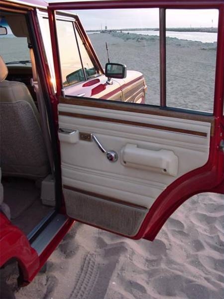 How to Remove Dried Salt From Auto Interior Carpeting