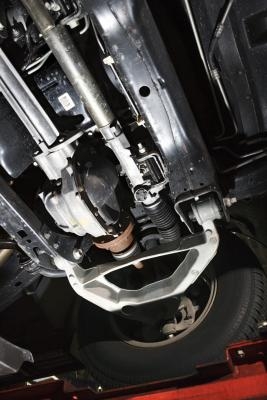 How to Replace a Jeep TJ Dana 30 Pinion Seal