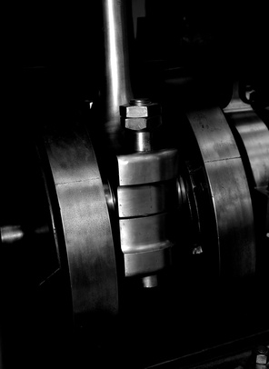 How to Replace the Crankshaft Sensor on a 2005 Nissan Altima