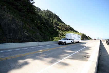 How to Improve Mileage With a Towing Trailer Air Deflector