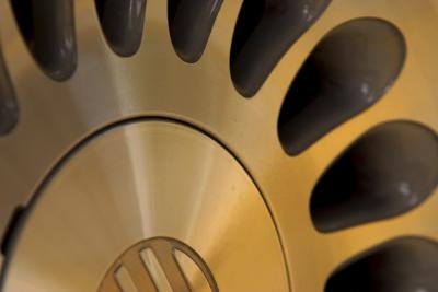 How to Clean Oxidation Off of Alloy Wheels
