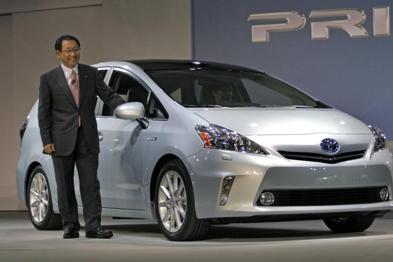 Toyota Camry Hybrid Oil Change Information