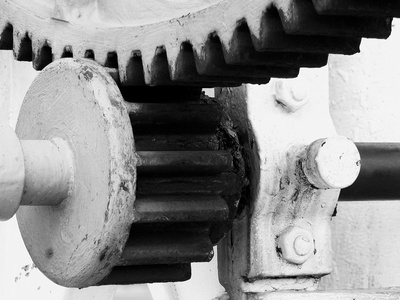 What Are the Torque Specs for a Pinion?