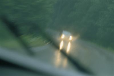 How to Clean Scratches in a Car Window From Wiper Blades