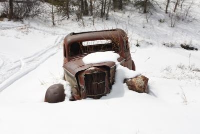 How to Take Care of an Older Vehicle With High Mileage