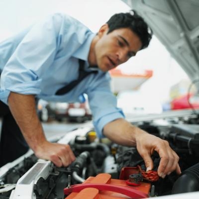 How to Rent Diagnostic Tools for an Auto