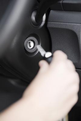 How to Reset the TrailBlazer Engine Light