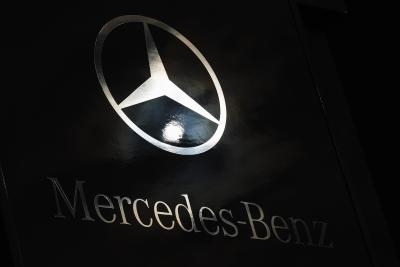 How to Reset the Service Indicator Light on a Mercedes Benz GL450