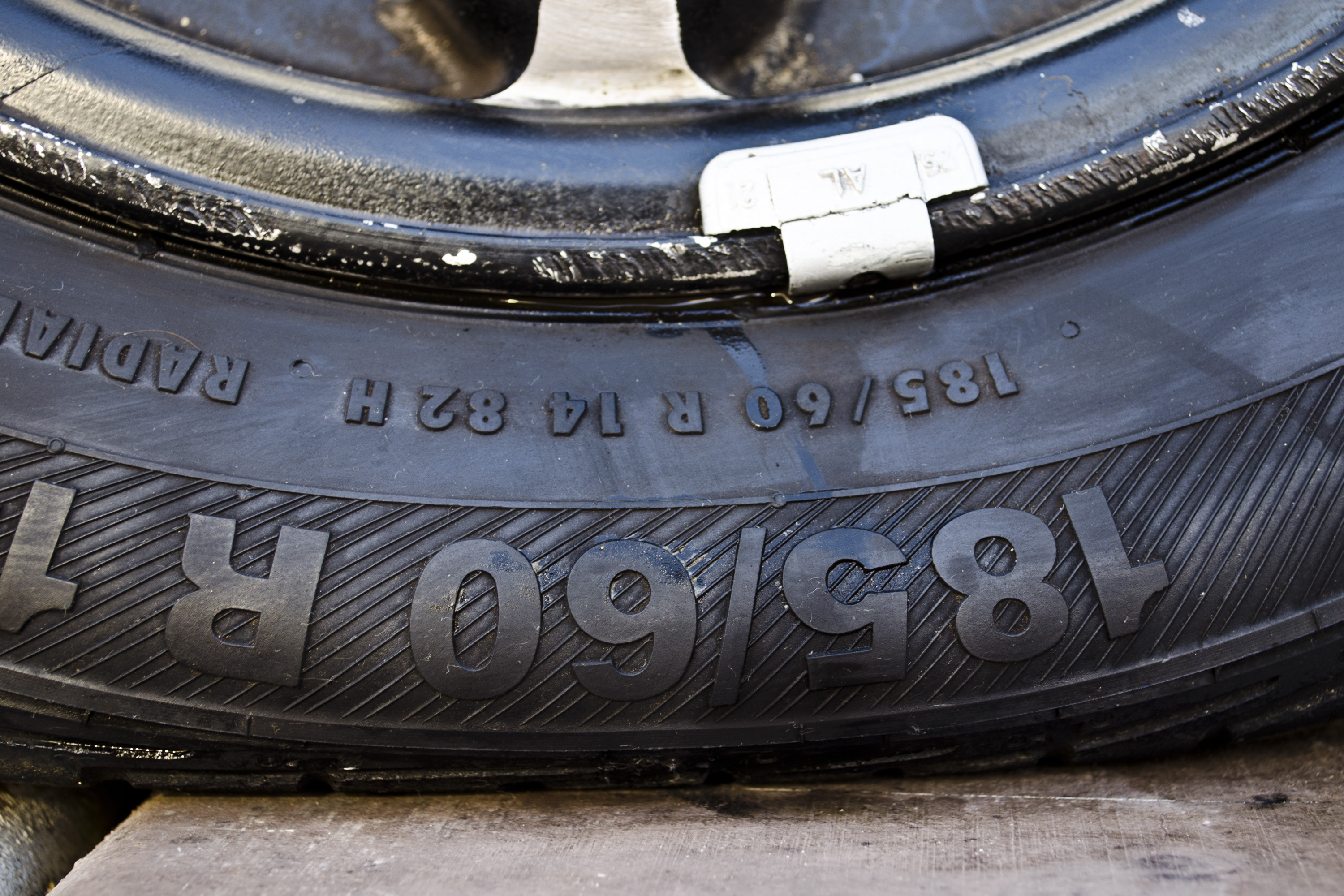 How to Fix a Tire That Is Leaking Air at the Rim