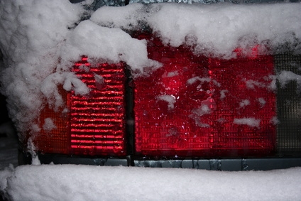 How Do I Change the Headlights on a 2004 Acura Tl?