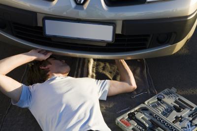How to Replace the Engine Belt in a Prius