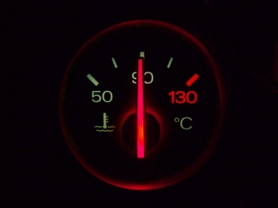 How to Replace the Thermostat on a Suzuki Esteem