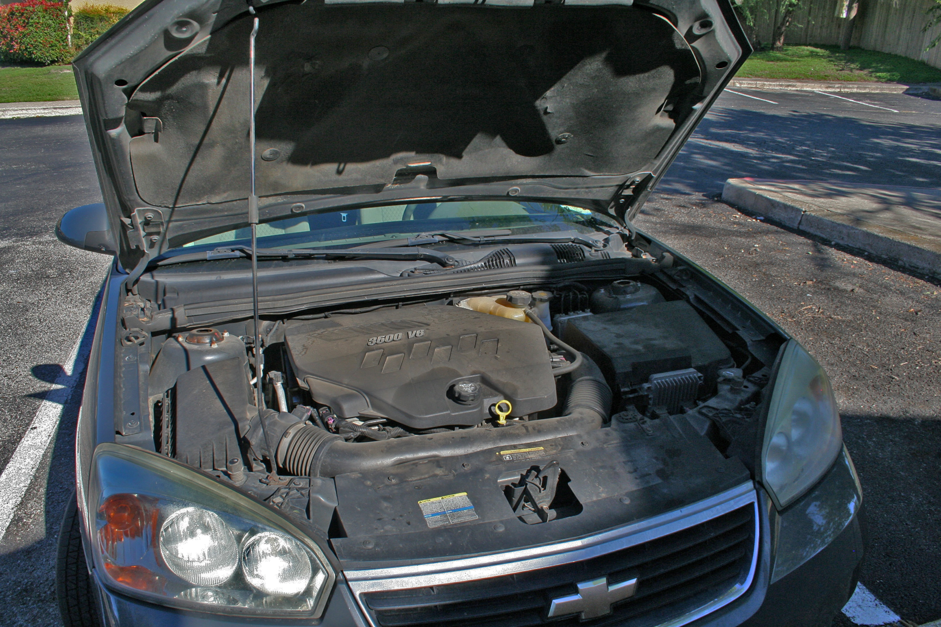 How to Check Engine Size (with Pictures)