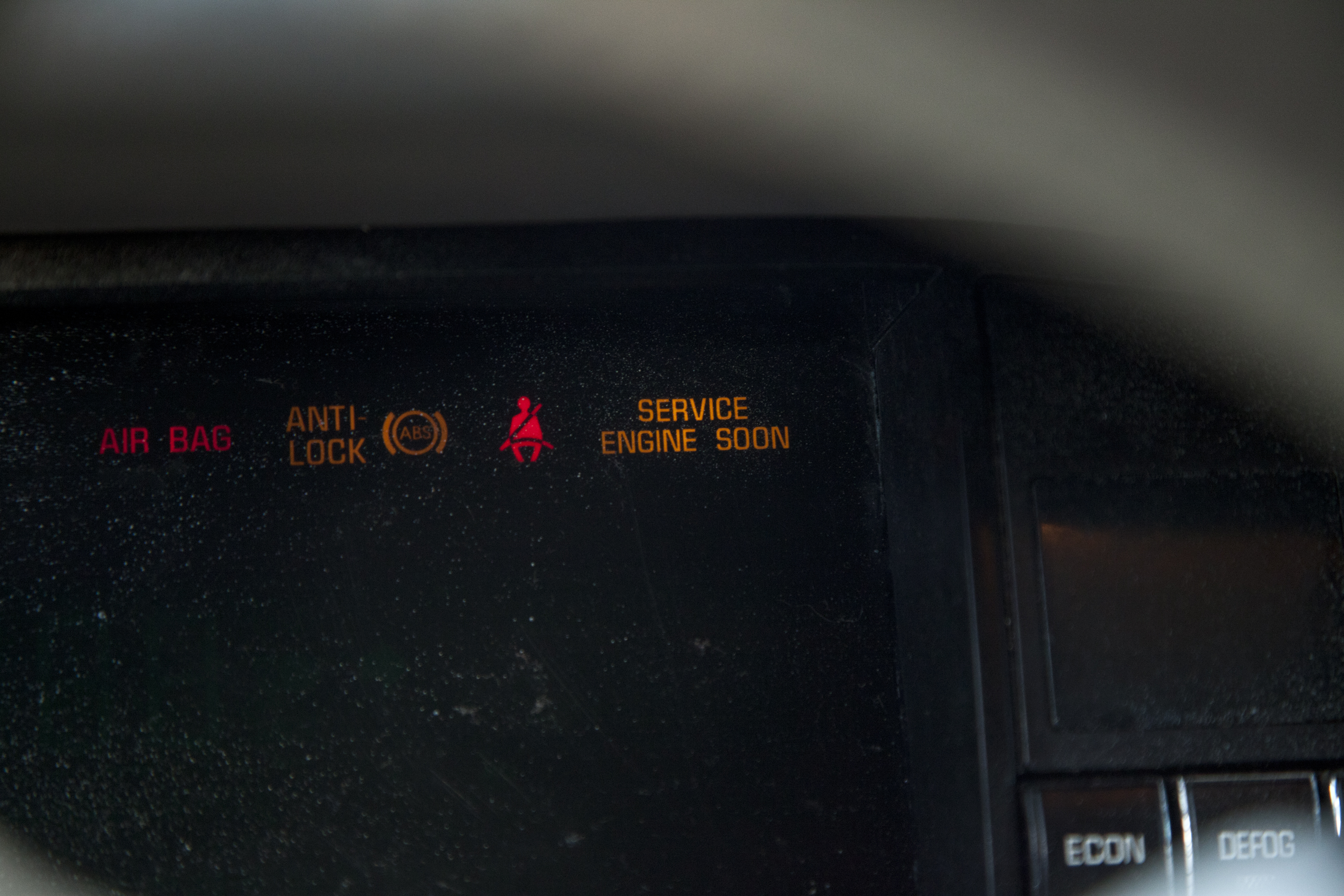 How to Reset a Cadillac's Service Engine Soon Light