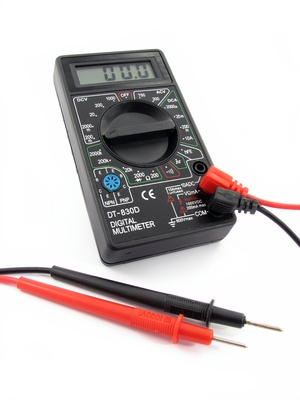 How to Test a Car Battery With an Ohmmeter